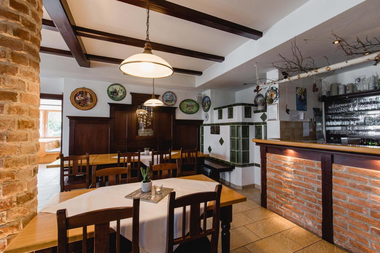 אטנקירשן Gasthaus Hotel Ostermeier מראה חיצוני תמונה