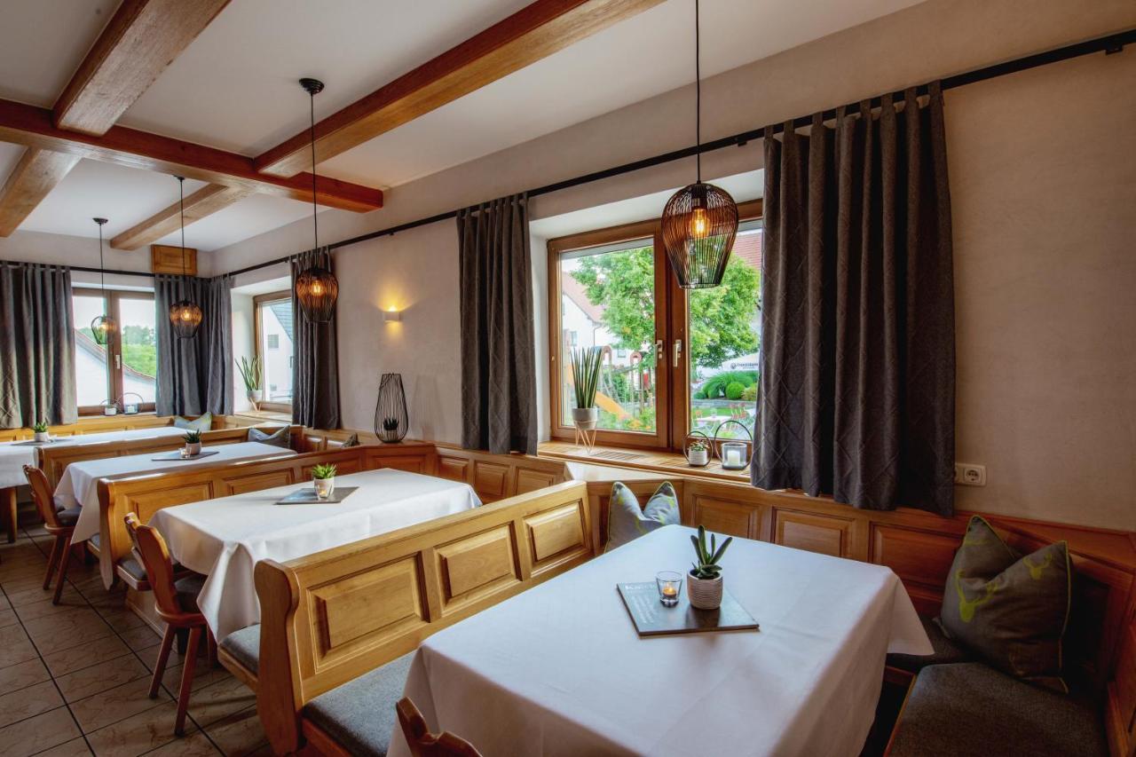 אטנקירשן Gasthaus Hotel Ostermeier מראה חיצוני תמונה