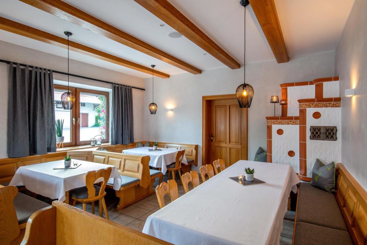 אטנקירשן Gasthaus Hotel Ostermeier מראה חיצוני תמונה